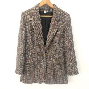 Tailleur Platinum by Barrie Pace Silk Woven Blazer